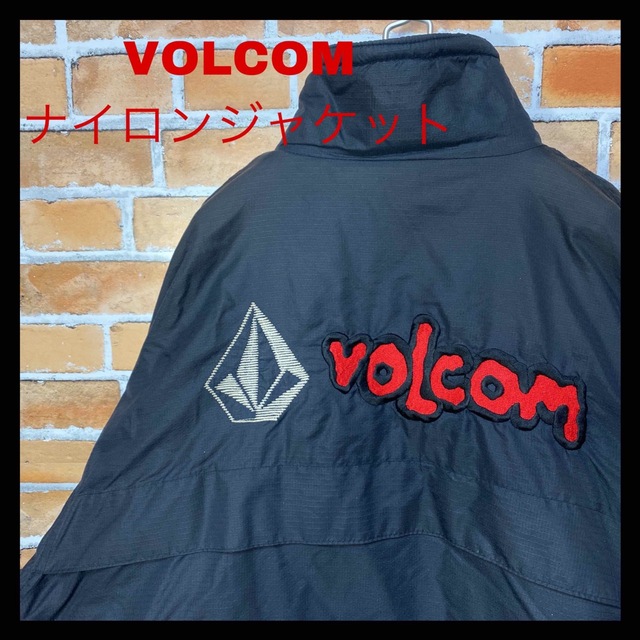 volcom(ボルコム)のVOLCOM ボルコム　刺繍ロゴ入り　ナイロンジャケット　90s 海外古着 メンズのジャケット/アウター(ナイロンジャケット)の商品写真