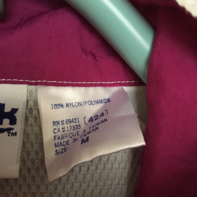 Reebok(リーボック)のReebok ナイロンジャケット　ナイロンジャンパー　ウィンドブレイカー メンズのジャケット/アウター(ナイロンジャケット)の商品写真