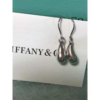 ティファニー(Tiffany & Co.)のTiffanyティアドロップピアス(ピアス)