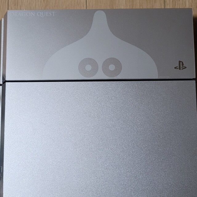 PlayStation4(プレイステーション4)の動作確認済み プレイステーション4 本体 プレステ4 限定 エンタメ/ホビーのゲームソフト/ゲーム機本体(家庭用ゲーム機本体)の商品写真