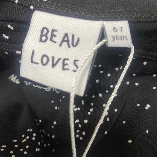 BEAULOVES6〜7y☺︎宇宙柄のロンT　キャラメル好きTシャツ/カットソー