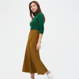 ユニクロ(UNIQLO)の【新品未使用】マーメイドスカート 61サイズ(ロングスカート)