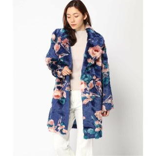 ゲス(GUESS)の【ブルー(F64A)】(W)Magda Faux-Fur Coat(その他)