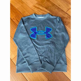 アンダーアーマー(UNDER ARMOUR)の【匿名配送】UNDER ARMOUR トレーナー　スウェット　YMD(Tシャツ/カットソー)