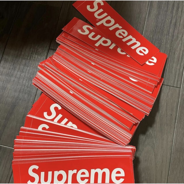 supreme シュプリーム sticker ステッカーセット  自動車/バイクのバイク(ステッカー)の商品写真