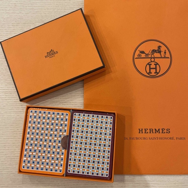 Hermes(エルメス)の新品未開封HERMES トランプ エンタメ/ホビーのテーブルゲーム/ホビー(トランプ/UNO)の商品写真