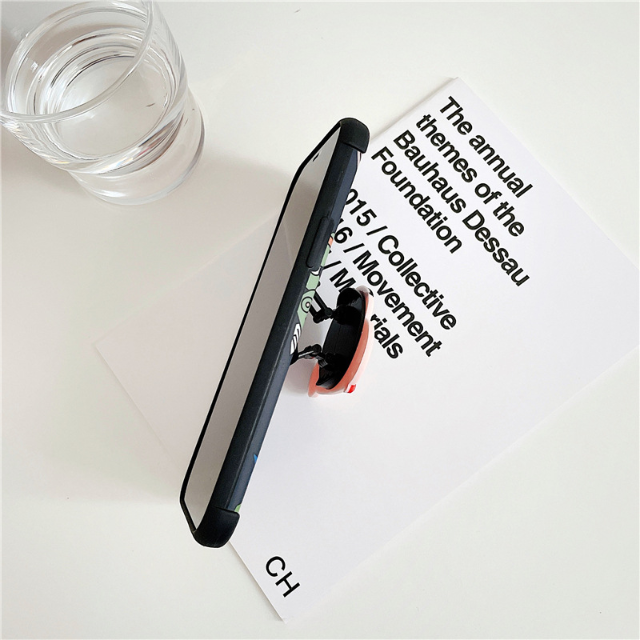 大人気❤️クレヨンしんちゃん iPhoneケース トレンド スマホリング付き スマホ/家電/カメラのスマホアクセサリー(iPhoneケース)の商品写真