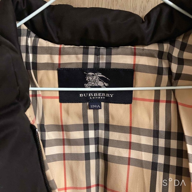 BURBERRY(バーバリー)の【美品】BURBERRY 130 ダウン バーバリー キッズ/ベビー/マタニティのキッズ服女の子用(90cm~)(ジャケット/上着)の商品写真