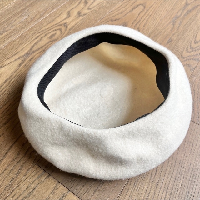 CA4LA(カシラ)のCA4LA✴︎ホワイト✴︎スカル✴︎ベレー帽 レディースの帽子(ハット)の商品写真