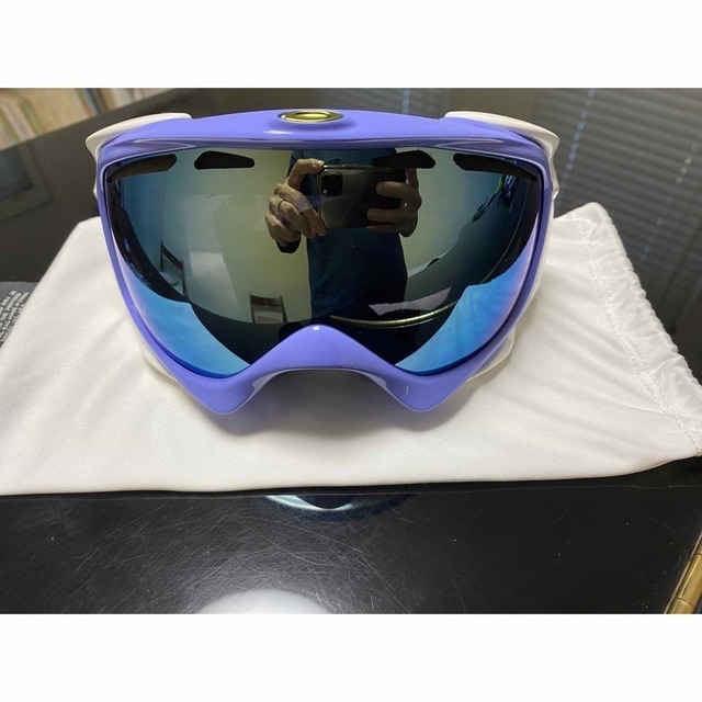 Oakley(オークリー)のオークリーゴーグル スポーツ/アウトドアのスノーボード(アクセサリー)の商品写真