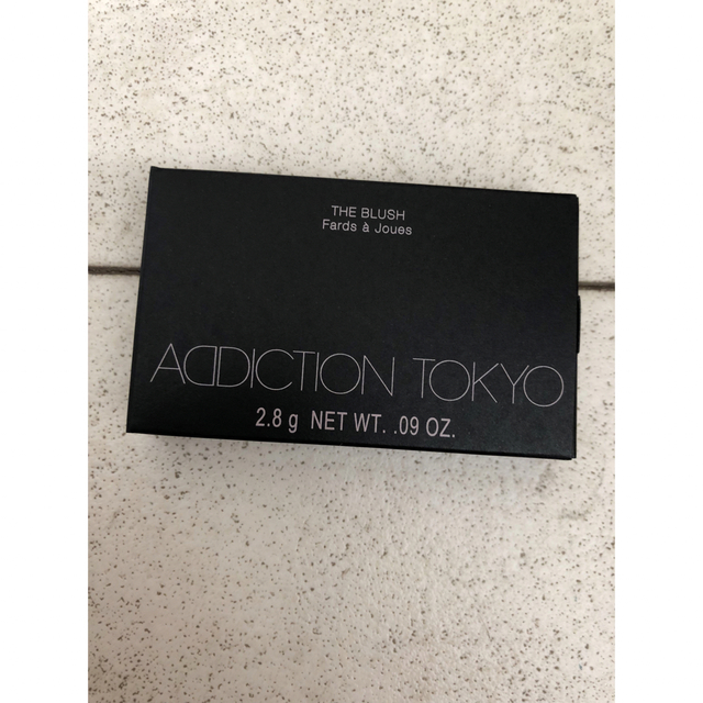 ADDICTION(アディクション)のアディクション　addiction ザブラッシュ010M 新品わ コスメ/美容のベースメイク/化粧品(チーク)の商品写真