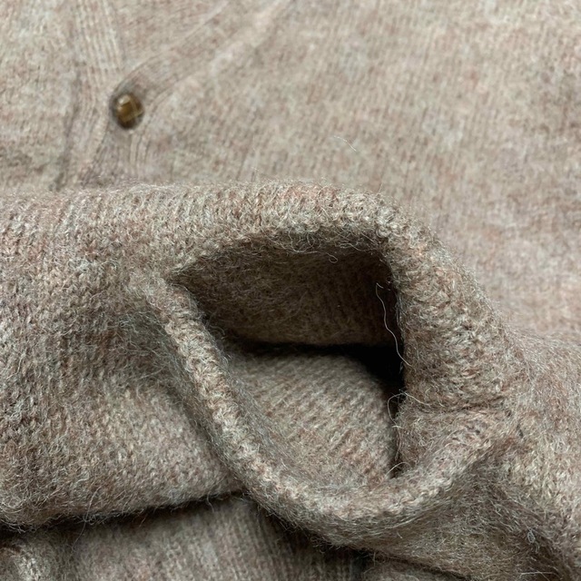 wool１００%期間限定価格 メンズのトップス(カーディガン)の商品写真