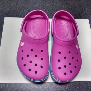 クロックス(crocs)のクロックス　サンダル(サンダル)