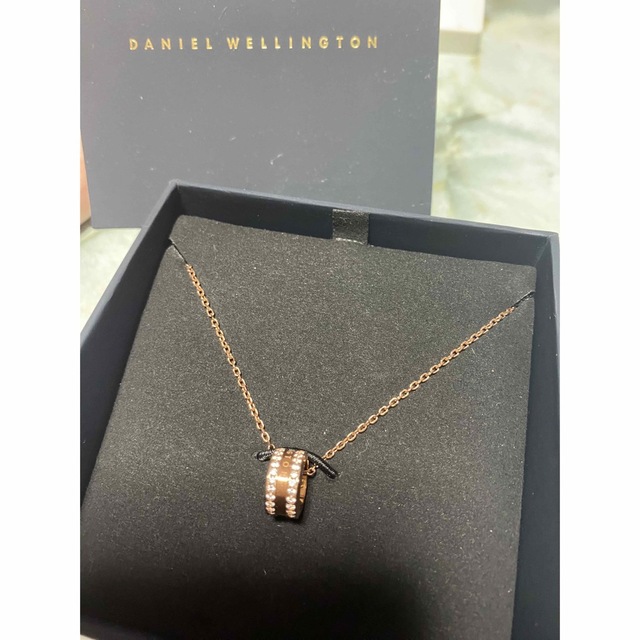 Daniel Wellington(ダニエルウェリントン)の【AY.MY様専用】ELAN LUMINE NECKLACE レディースのアクセサリー(ネックレス)の商品写真