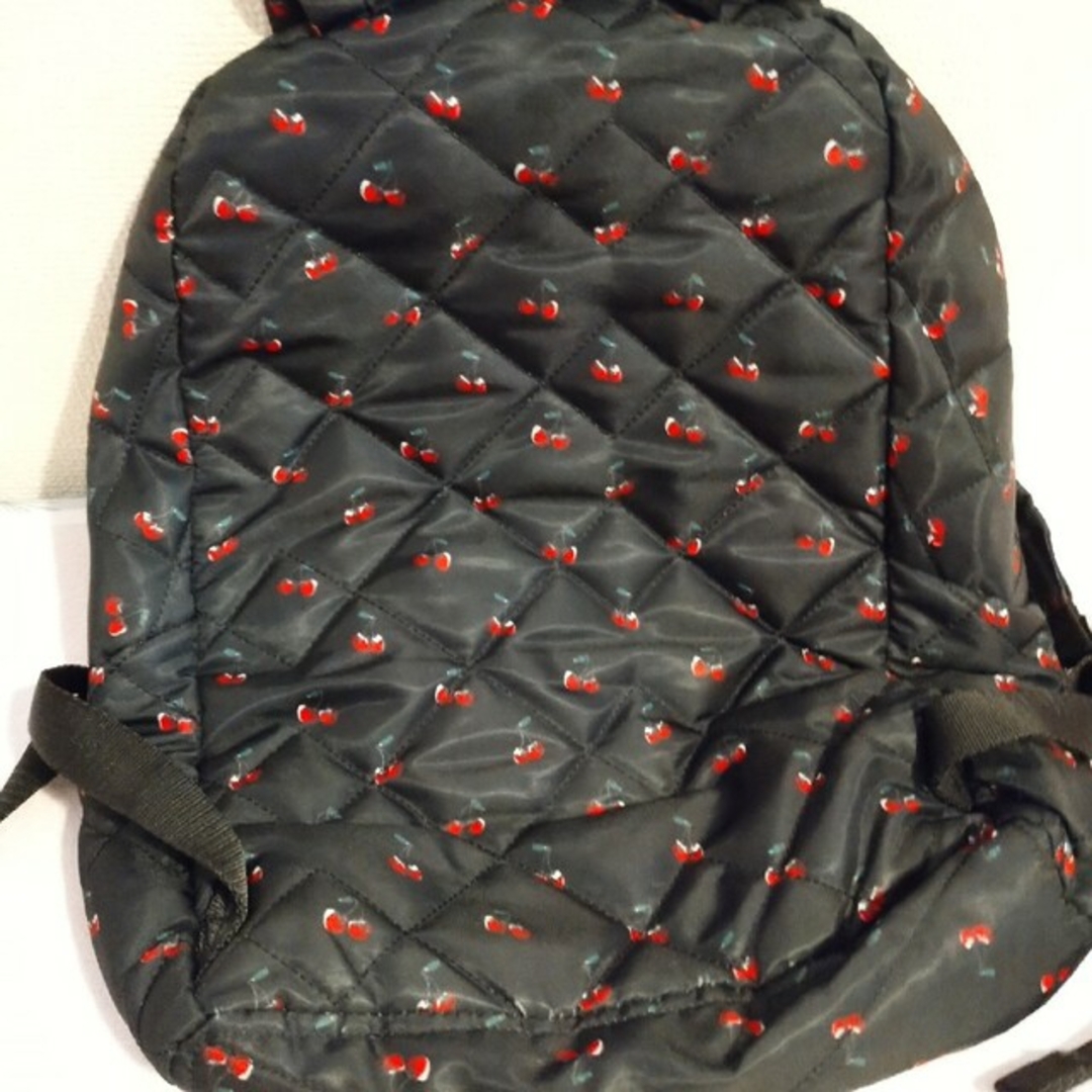 MARC JACOBS(マークジェイコブス)のマークジェイコブス　チェリー柄リュック レディースのバッグ(リュック/バックパック)の商品写真