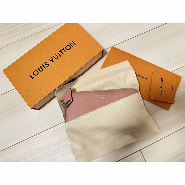 LOUISVUITTON ルイヴィトン パルナセア ポルトフォイユコメット長財布
