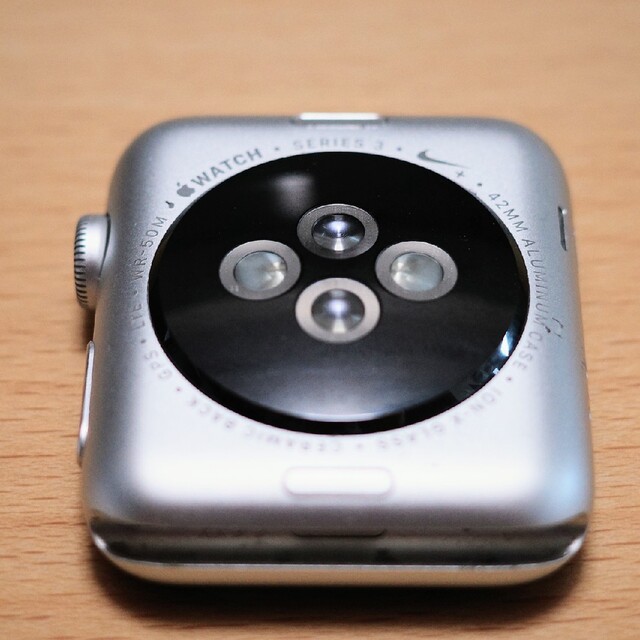 Apple Watch(アップルウォッチ)のApple Watch Series3 42mm GPS+Cellularモデル スマホ/家電/カメラのスマートフォン/携帯電話(その他)の商品写真