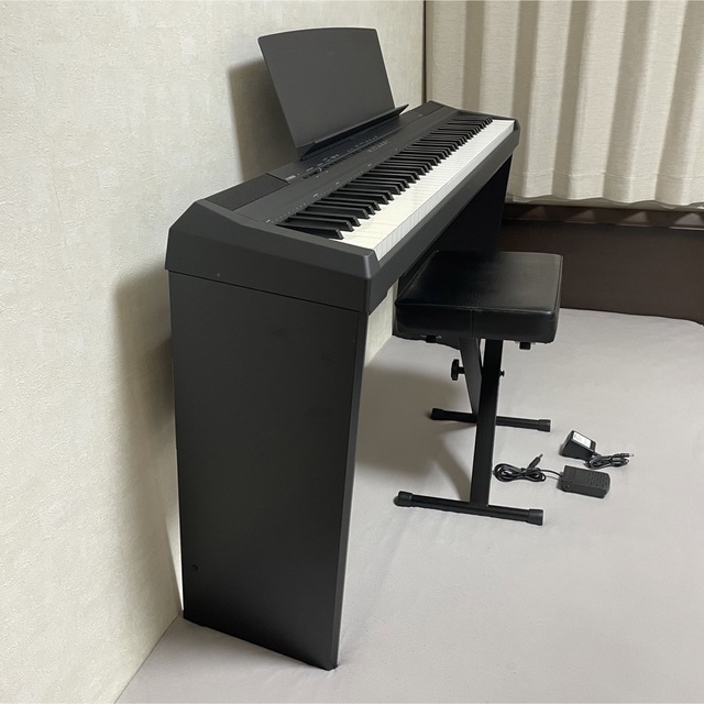【送料無料】YAMAHA ヤマハ 電子ピアノ P-105 ブラック 4
