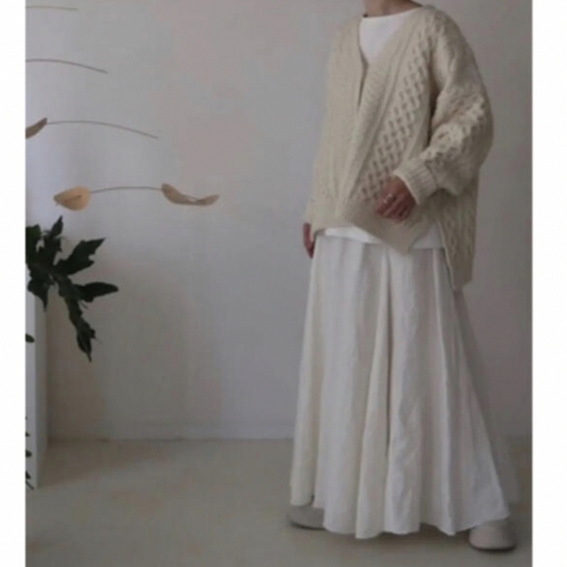 にこたろ様専用argue FRENCH LINEN FLARE-SKIRT 偉大な noxcapital.de