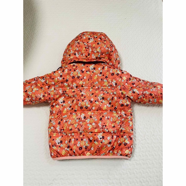 patagonia(パタゴニア)のPatagonia パタゴニア  リバーシブル フーディー　12-18M キッズ/ベビー/マタニティのキッズ服女の子用(90cm~)(ジャケット/上着)の商品写真