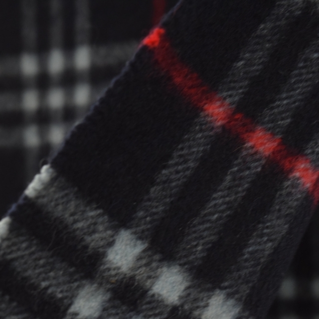 BURBERRY(バーバリー)のBURBERRYS バーバリーズ NOVA CHECK CASHMERE STORE ノヴァチェックカシミアストール CASHMERE100％マフラー ネイビー メンズのファッション小物(マフラー)の商品写真