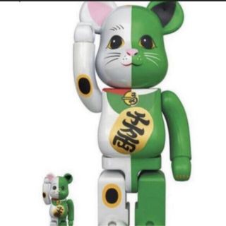 ベアブリック(BE@RBRICK)のBE@RBRICK招き猫 白×緑 100％ & 400％(その他)