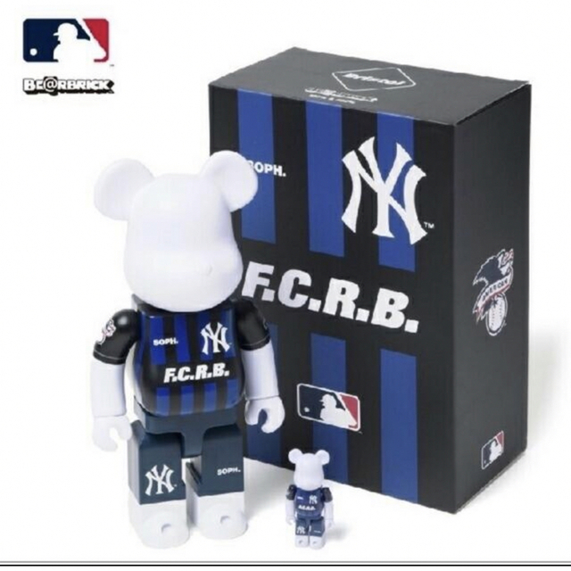 BE@RBRICK F.C.R.B×NY YANKEES 100%\u0026400%MEDICOMTOY