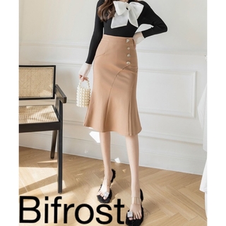 Bifrost - Bifrost ビフレスト フレアボタンデザインスカート Lサイズ キャメル
