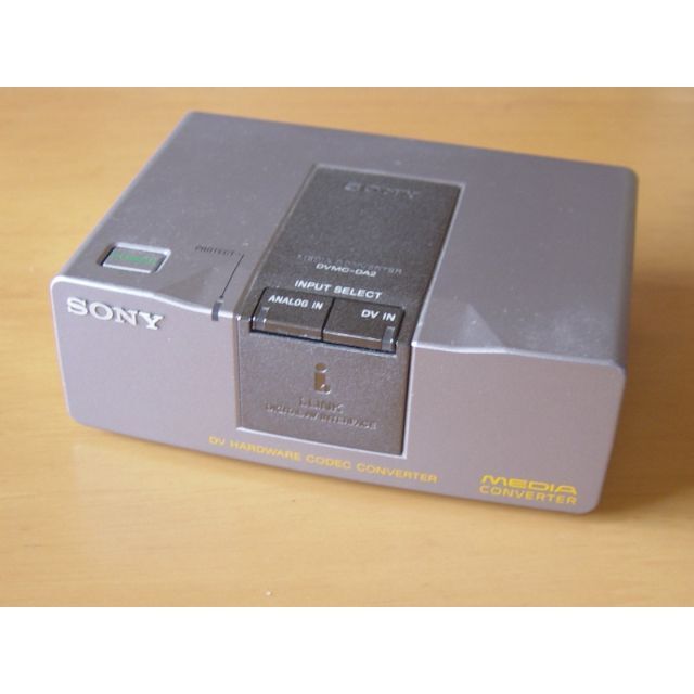 SONY(ソニー)のビデオのパソコン編集にSONYデジタルコンバータ送料無料24 スマホ/家電/カメラのテレビ/映像機器(その他)の商品写真