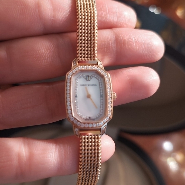 HARRY WINSTON(ハリーウィンストン)のHARRY WINSTON時計エメラルド レディースのファッション小物(腕時計)の商品写真