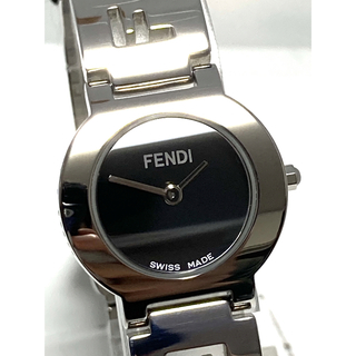 プレゼントを選ぼう！ 未使用展示品！ FENDI 腕時計(レディース)の通販