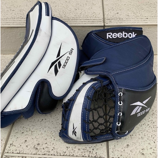 Reebok(リーボック)のアイスホッケー ゴーリー　GK キャッチング&ブロッカー スポーツ/アウトドアのスポーツ/アウトドア その他(ウインタースポーツ)の商品写真