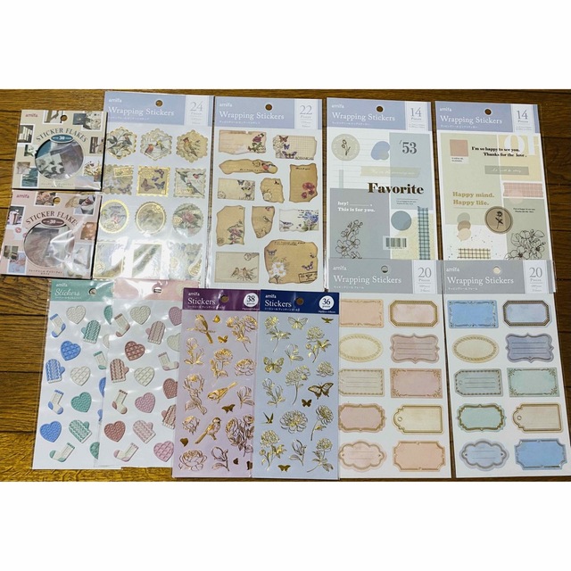 amifa ラッピングシール ヴィンテージゴールド キャンドゥ 12点セット インテリア/住まい/日用品の文房具(シール)の商品写真