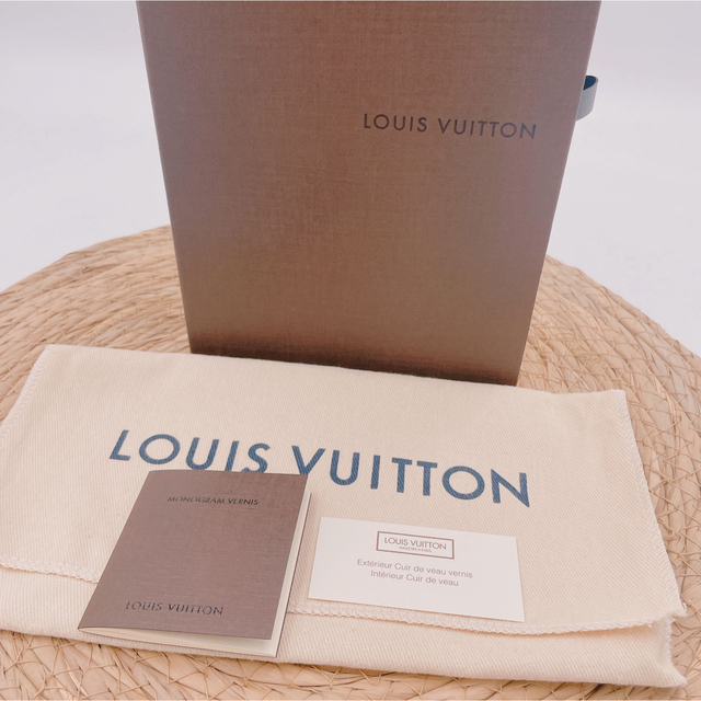 LOUIS VUITTON(ルイヴィトン)のレア(^^)❤️ルイヴィトン  ヴェルニ レイユール デュンヌ   長財布 レディースのファッション小物(財布)の商品写真