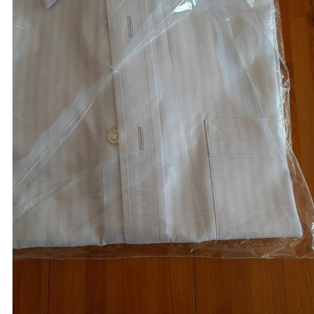 UNIQLO(ユニクロ)のユニクロUNIQLO 長袖ワイシャツ ファインクロスドビー M ボタンダウン薄紫 メンズのトップス(シャツ)の商品写真