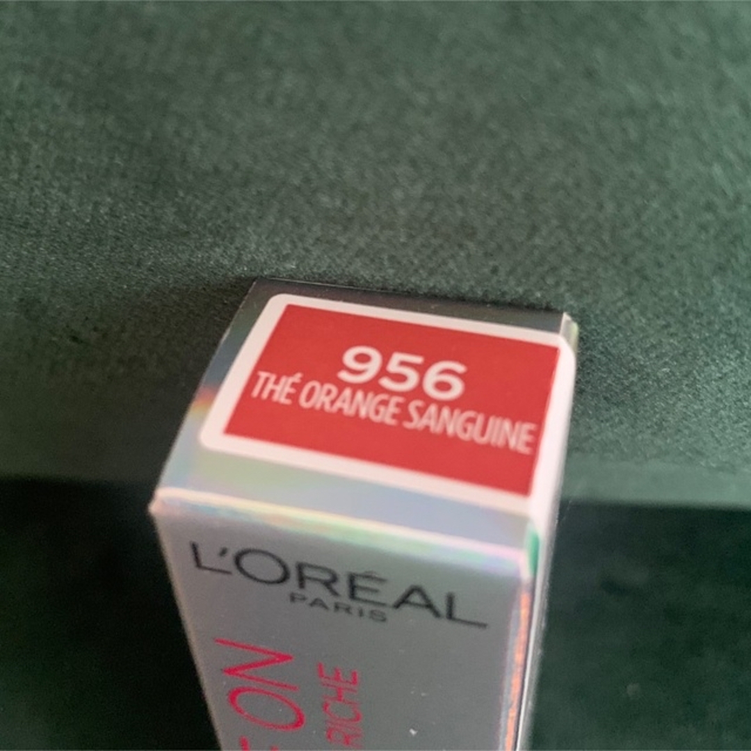 L'Oreal Paris(ロレアルパリ)の【新品未開封】【廃盤】ロレアルパリ　シャインオン 956【最安値】 コスメ/美容のベースメイク/化粧品(口紅)の商品写真