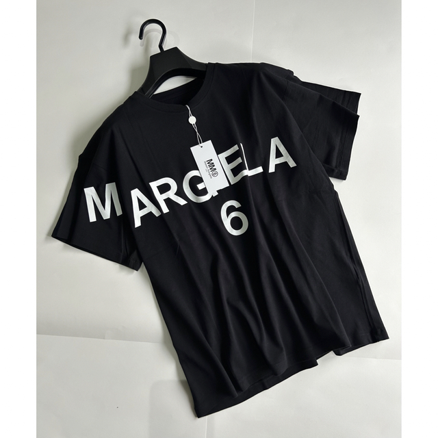 MM6(エムエムシックス)の【新品・14Y】MM6メゾンマルジェラ/ロゴ入りTシャツ/ブラック レディースのトップス(Tシャツ(半袖/袖なし))の商品写真