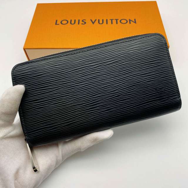 LOUIS VUITTON - 新品同様　ルイヴィトン 新型 エピ ジッピーウォレット　M61857