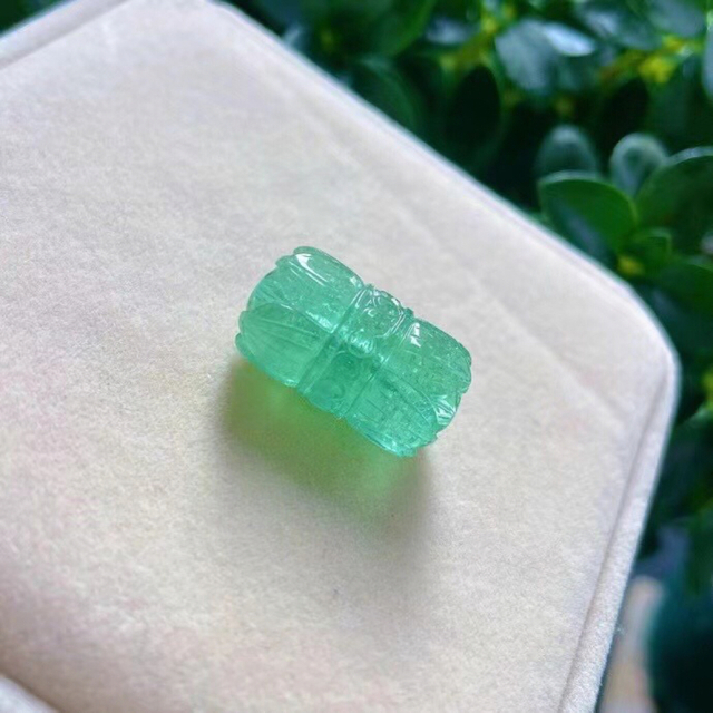 高級】天然 トルマリン ルース 3.68g-