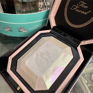 トゥフェイス(Too Faced)のtoo faced ダイアモンドライトマルチユースハイライター(フェイスカラー)