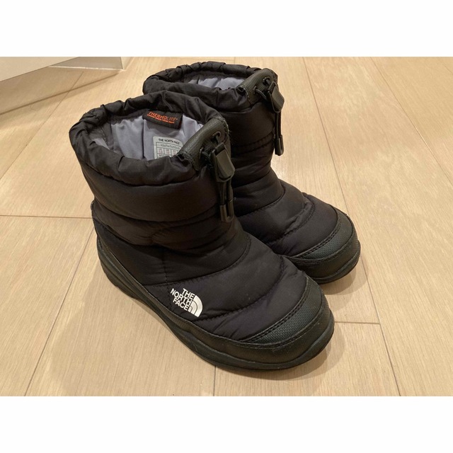 THE NORTH FACE(ザノースフェイス)のザ ノースフェイス ヌプシ　ヌプシブーティーウォータープルーフ　20cm キッズ/ベビー/マタニティのキッズ靴/シューズ(15cm~)(ブーツ)の商品写真