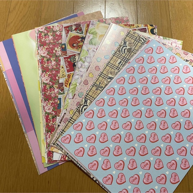 大人気定番商品 デザインペーパー 50枚 17 ラッピング+包装 - kajal.pl