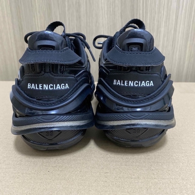 Balenciaga(バレンシアガ)のtyrex 39 balenciaga タイレックス　バレンシアガ メンズの靴/シューズ(スニーカー)の商品写真