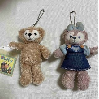 ダッフィー - ダッフィー シェリーメイ ぬいぐるみバッジ 中国製 ダッフィー - ダッフィー シェリーメイ ぬいぐるみバッジ 中国製