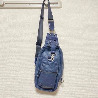 ランバンオンブルー(LANVIN en Bleu)のランバンオンブルー　ワンショルダー　バッグ(ボディーバッグ)