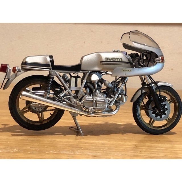 Ducati(ドゥカティ)のタミヤ　1/12 ドゥカティ900ss 作例写真添付 エンタメ/ホビーのおもちゃ/ぬいぐるみ(模型/プラモデル)の商品写真