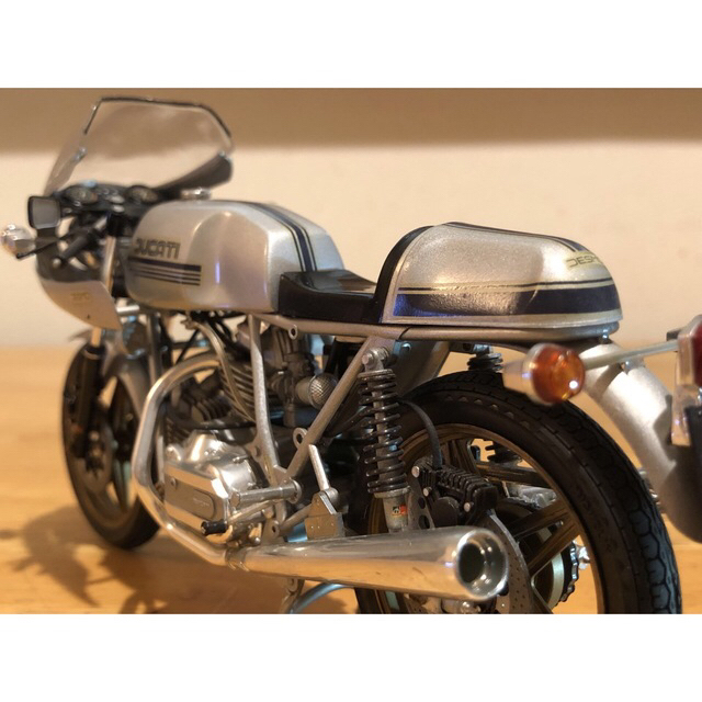 Ducati(ドゥカティ)のタミヤ　1/12 ドゥカティ900ss 作例写真添付 エンタメ/ホビーのおもちゃ/ぬいぐるみ(模型/プラモデル)の商品写真