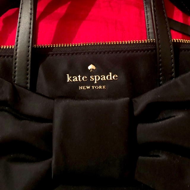 kate spade new york(ケイトスペードニューヨーク)の【最終価格】kate spade ショルダー付ハンドバッグ 黒 美品 リボン レディースのバッグ(ハンドバッグ)の商品写真