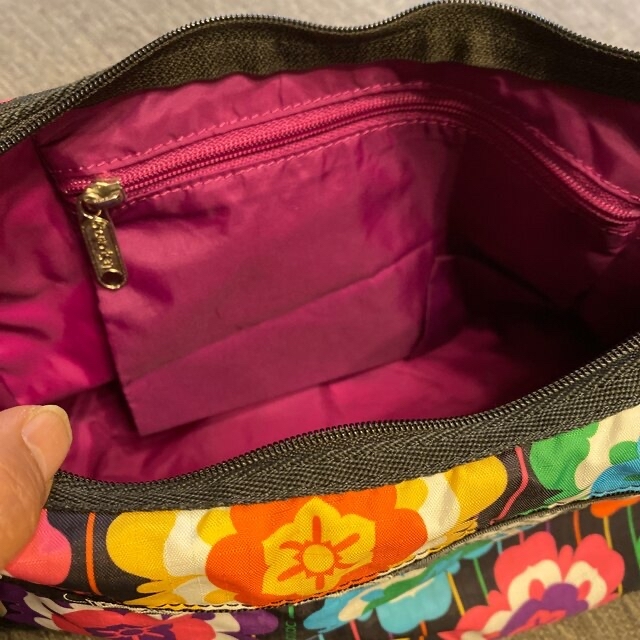 LeSportsac(レスポートサック)のレスポ　ショルダーバッグ   レディースのバッグ(ショルダーバッグ)の商品写真