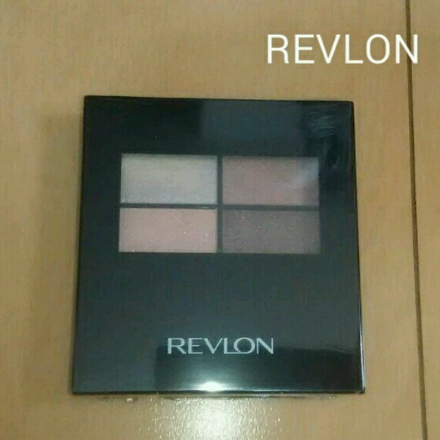 REVLON(レブロン)の未使用★REVLON アイシャドウ コスメ/美容のベースメイク/化粧品(アイシャドウ)の商品写真